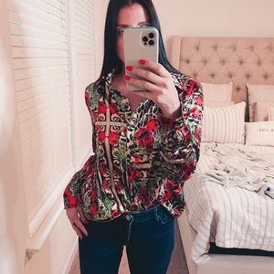 PrettyLittleThing silk-like longsleeve printed top